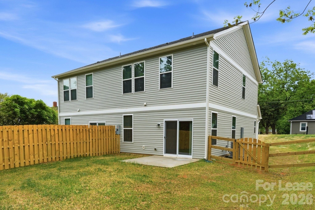 645 Brookwood Street - Photo 21