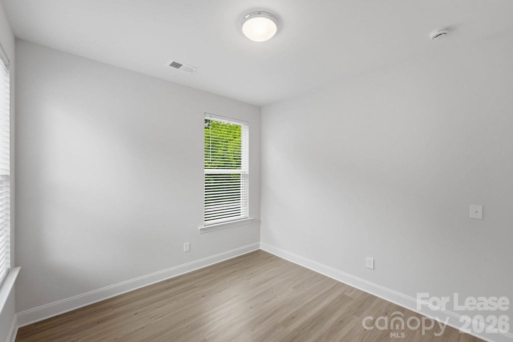 645 Brookwood Street - Photo 19