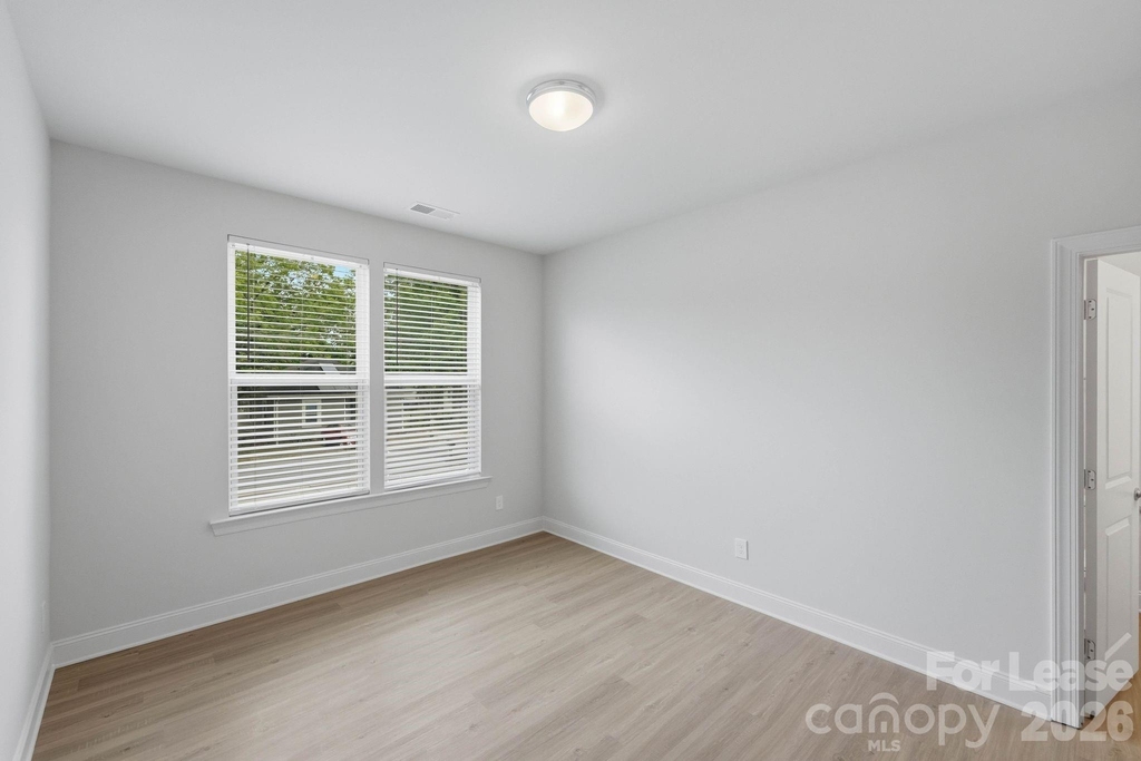 645 Brookwood Street - Photo 13