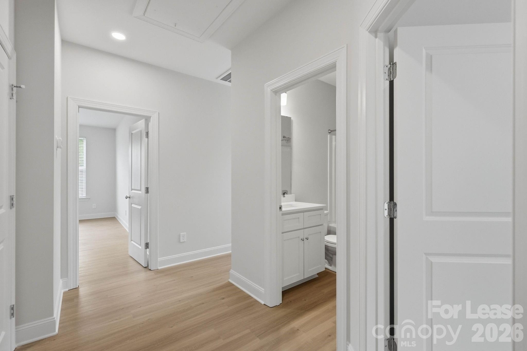 645 Brookwood Street - Photo 11