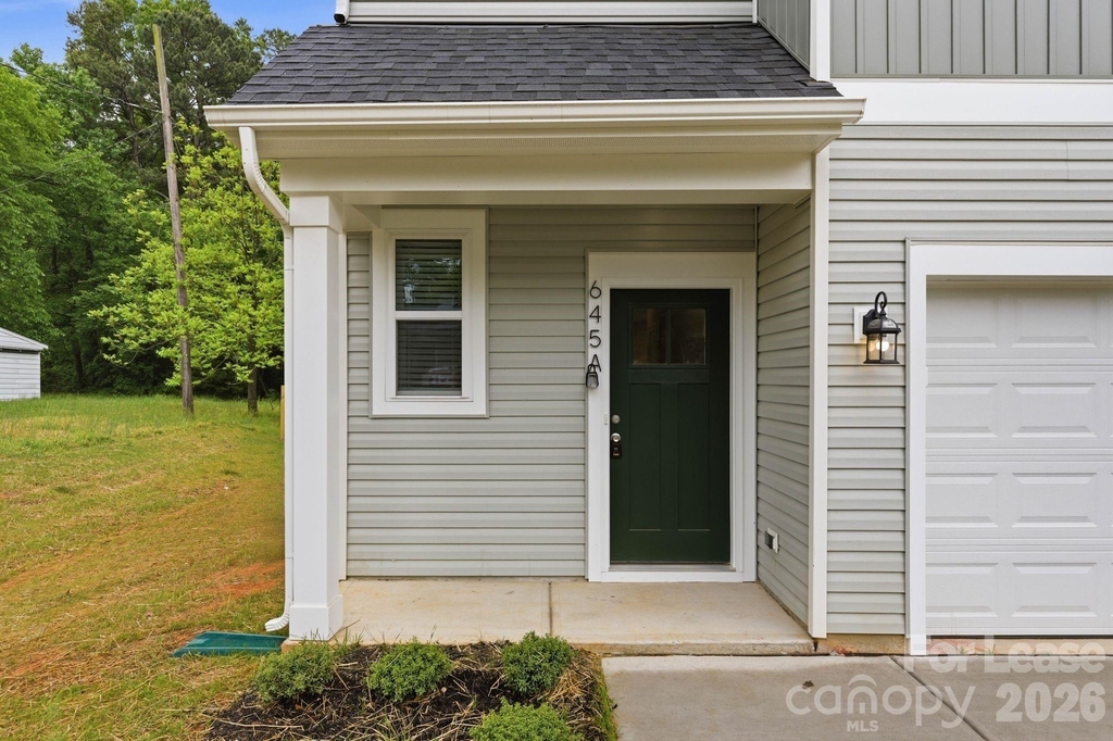 645 Brookwood Street - Photo 2