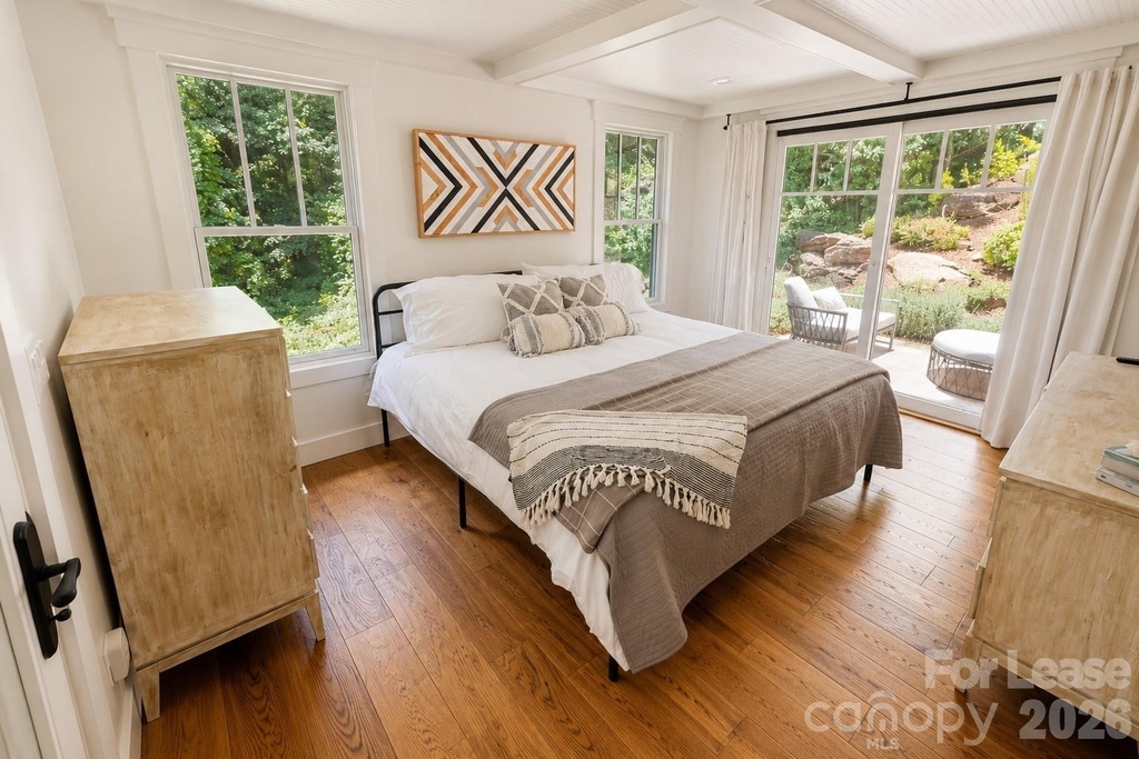 54 Holland Drive - Photo 8