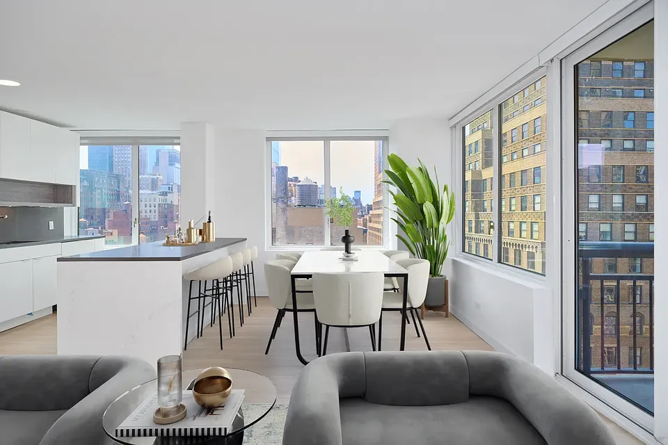 West 37th Street - Photo 2