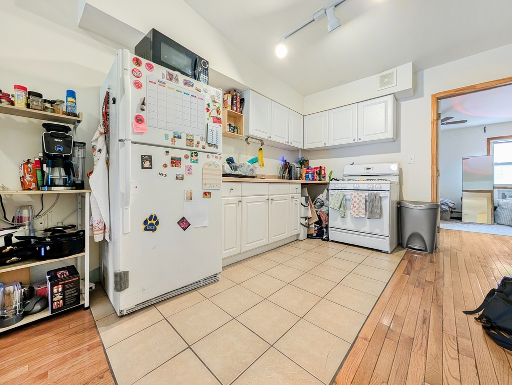 820 Myrtle Avenue - Photo 3