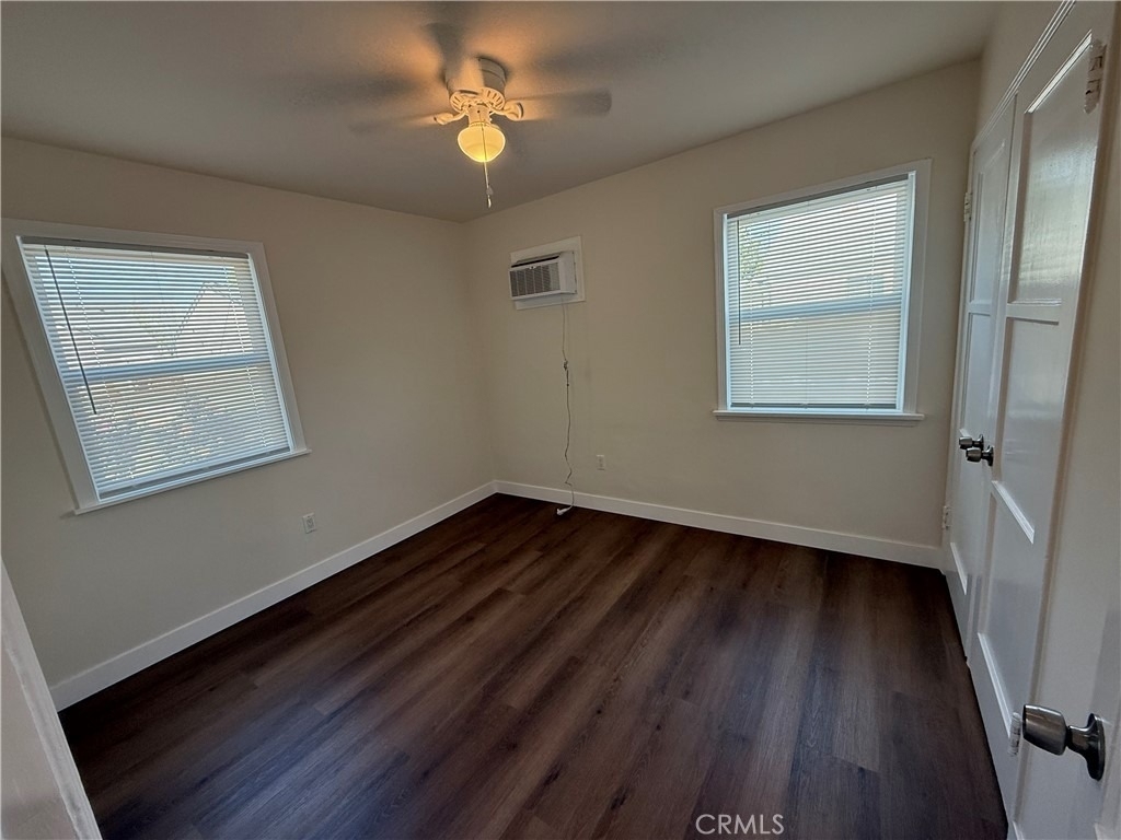 549 N Niagara - Photo 12
