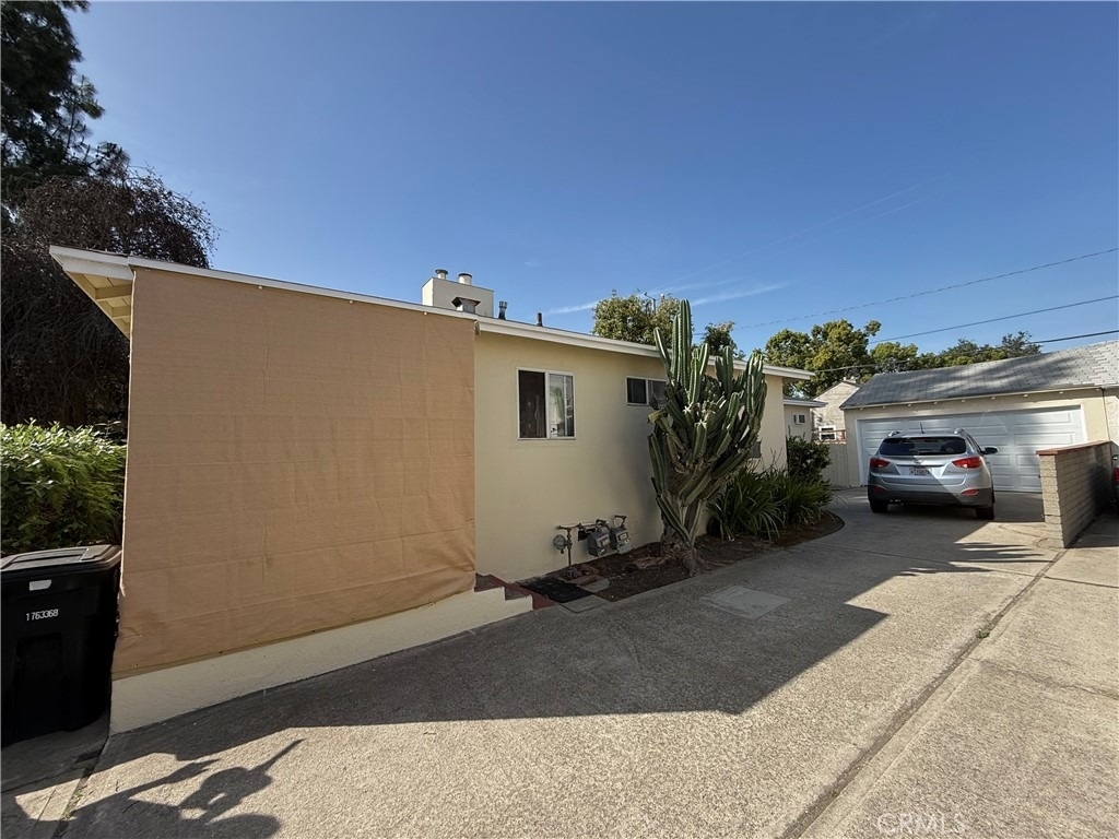 549 N Niagara - Photo 16