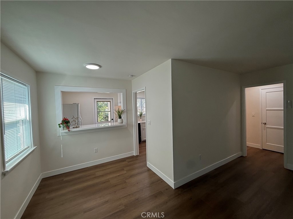 549 N Niagara - Photo 9