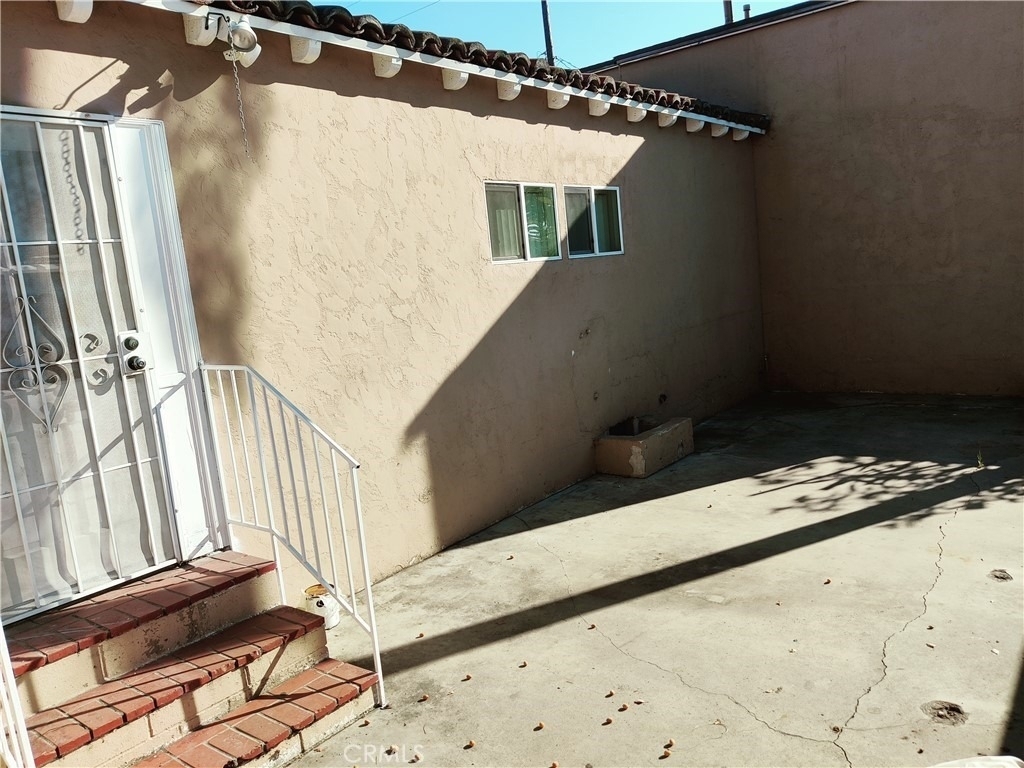 853 N Zeyn - Photo 19