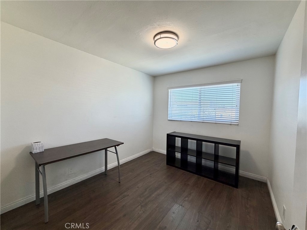 1477 W 20th - Photo 24