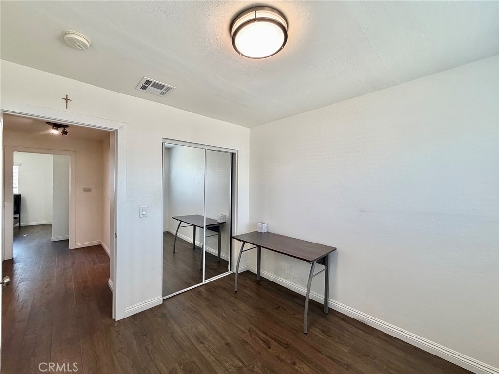 1477 W 20th - Photo 23