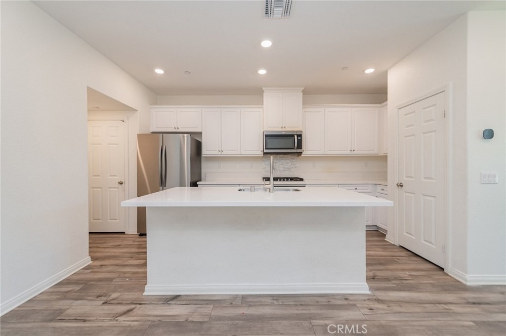3977 E Huntingron Street - Photo 6