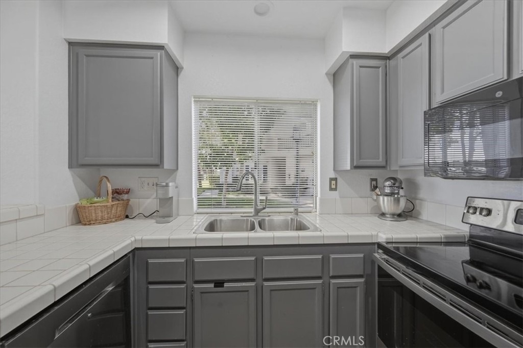 7254 Shoreline Drive - Photo 10