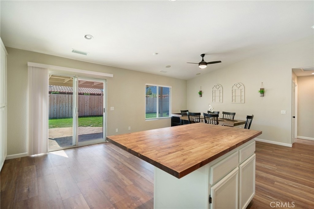 25349 Silverwood - Photo 16