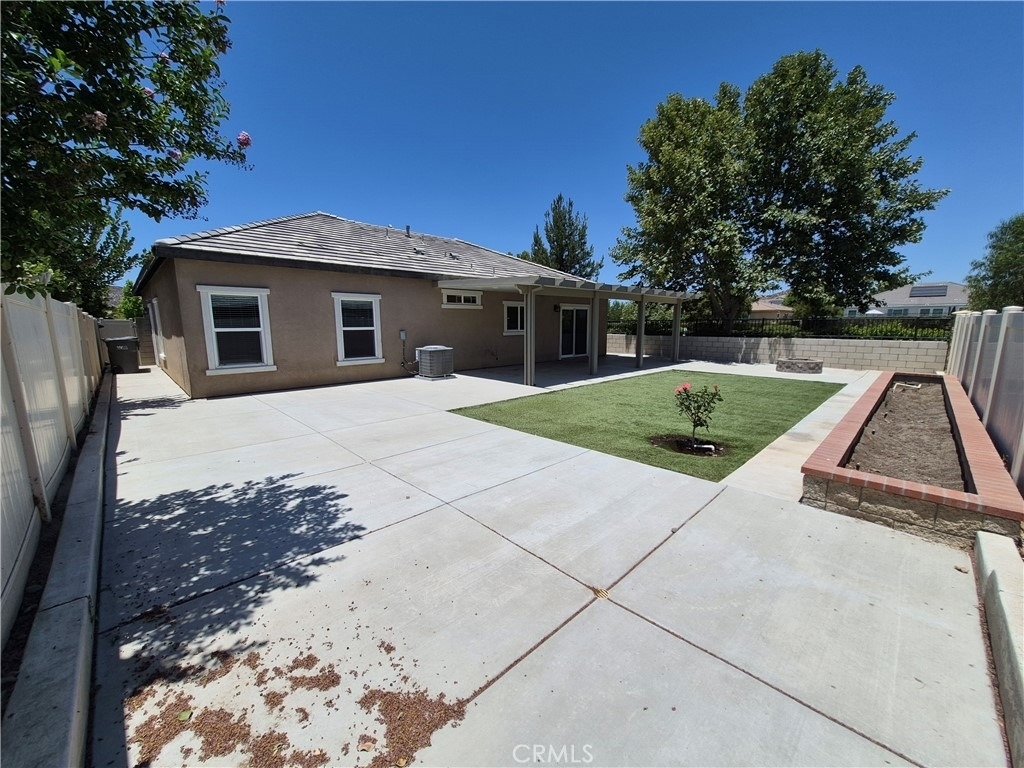 31810 Ives Court - Photo 27