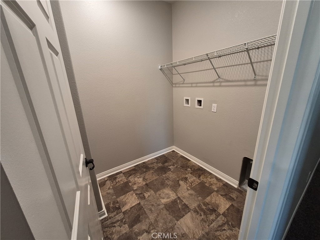 31810 Ives Court - Photo 6