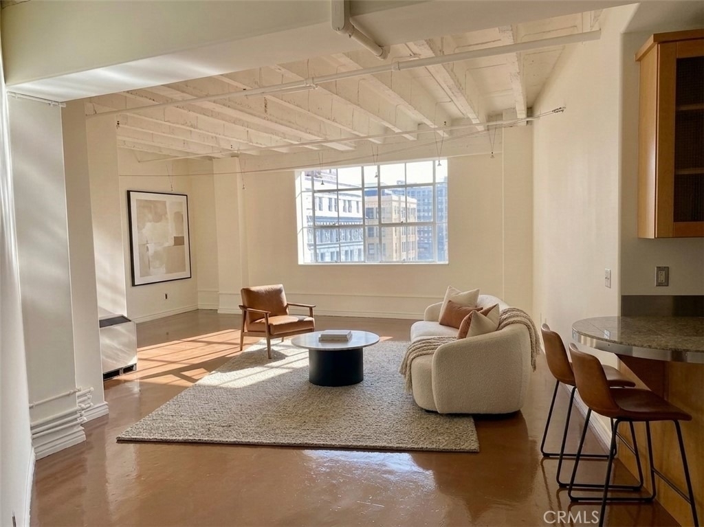 312 W 5th Street - Photo 2