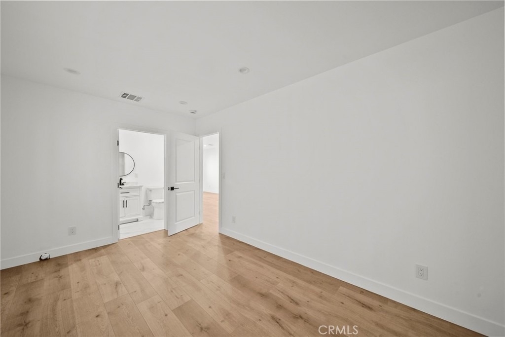 11488 Burbank - Photo 5