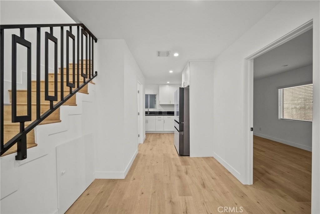 11488 Burbank - Photo 3