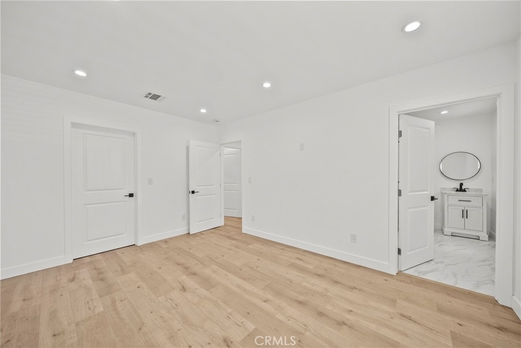 11488 Burbank - Photo 7