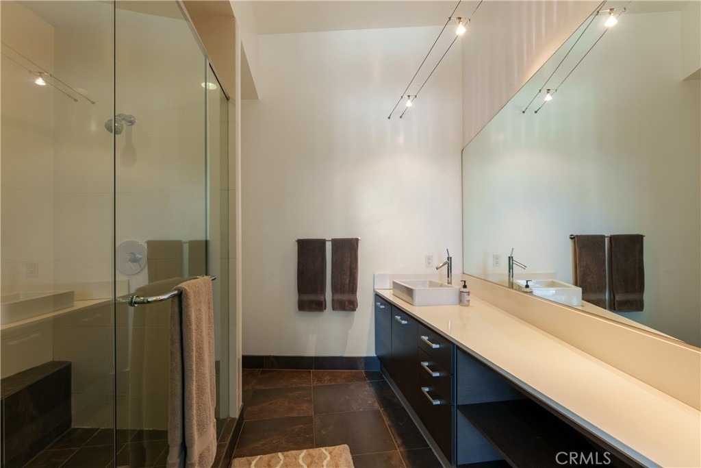 13320 Beach Avenue - Photo 18