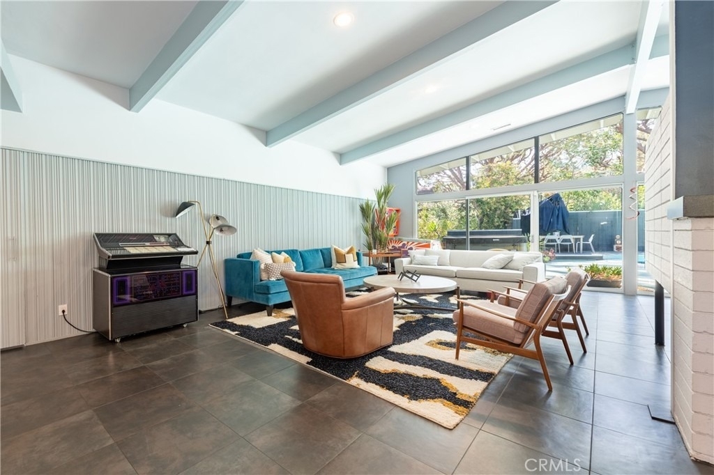 15626 Royal Ridge - Photo 6