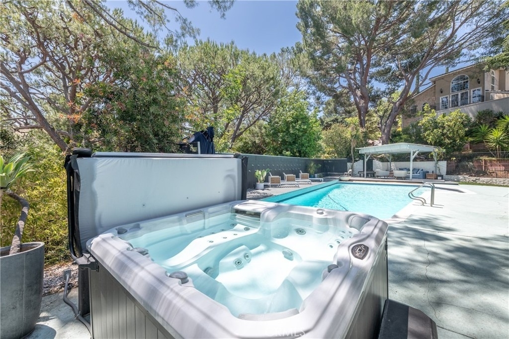 15626 Royal Ridge - Photo 31