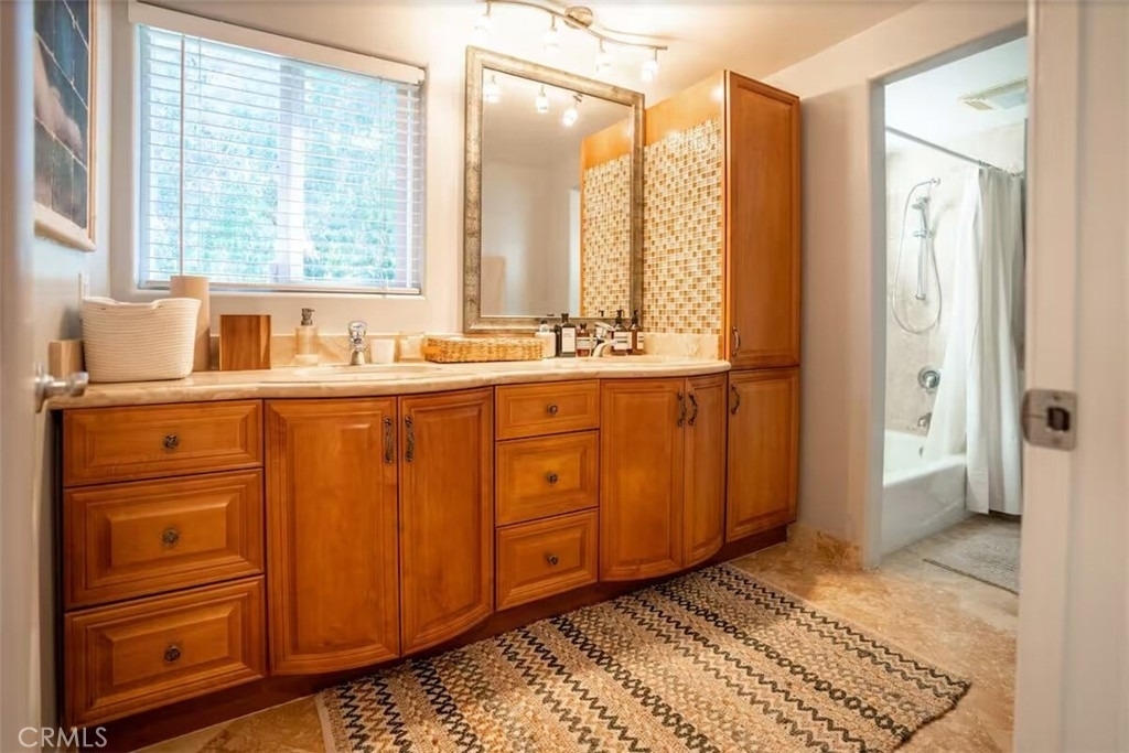 24361 Mulholland Highway - Photo 22