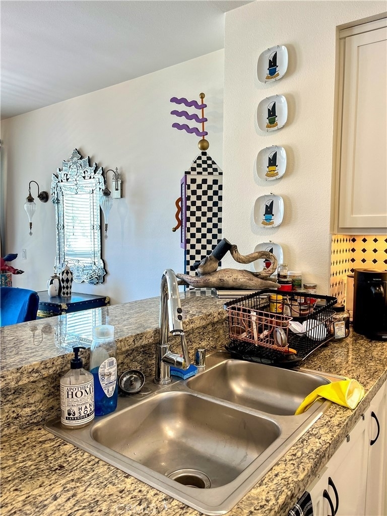 21301 Erwin Street - Photo 8
