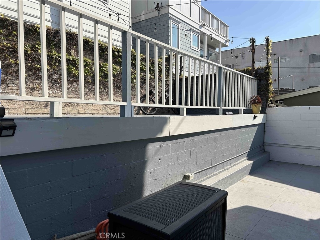224 Bayview - Photo 9