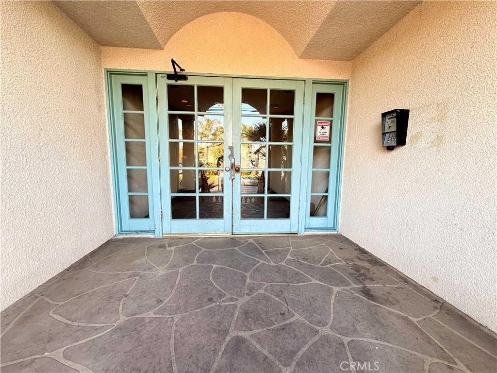 4970 Kester Avenue - Photo 16