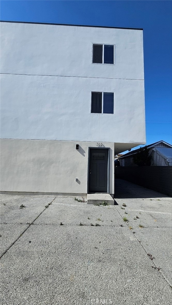 213 W 43rd - Photo 0