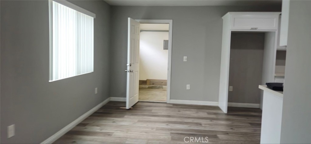 12306 Valley View - Photo 8