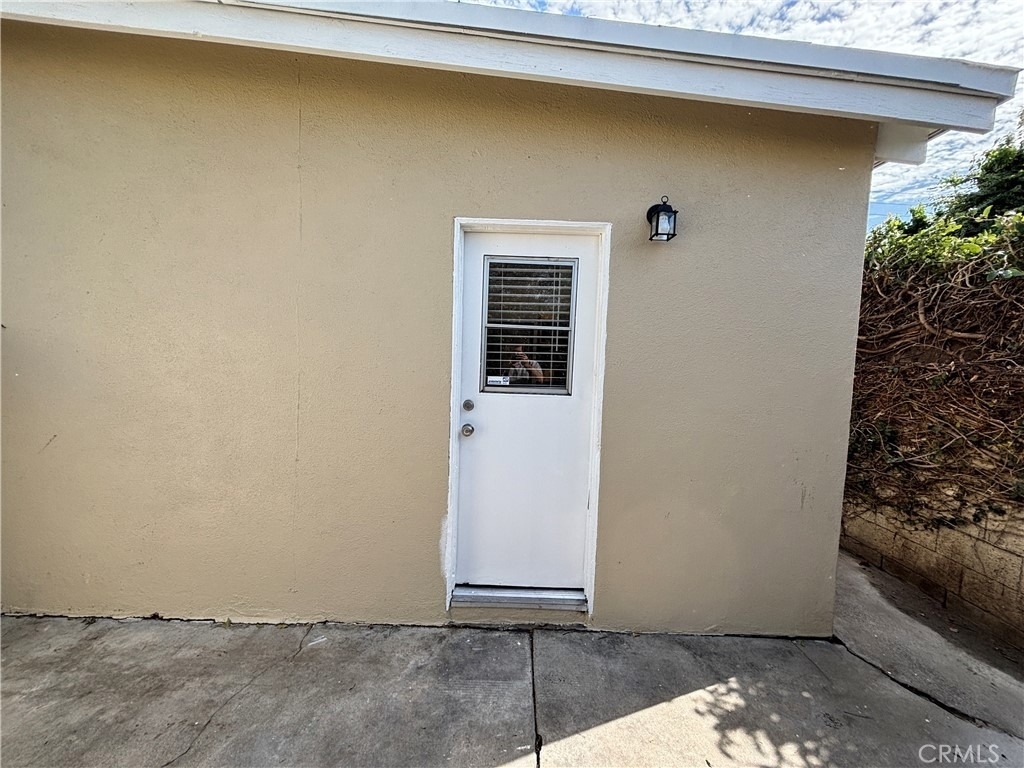 132 S Batavia Street - Photo 10