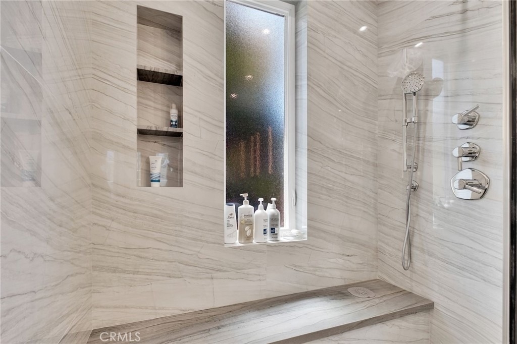 15 Lantana Place - A - Photo 17