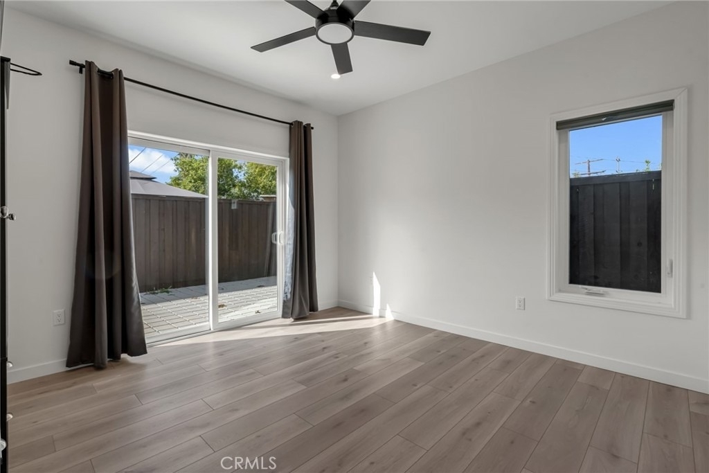22434 Berdon St - Photo 24