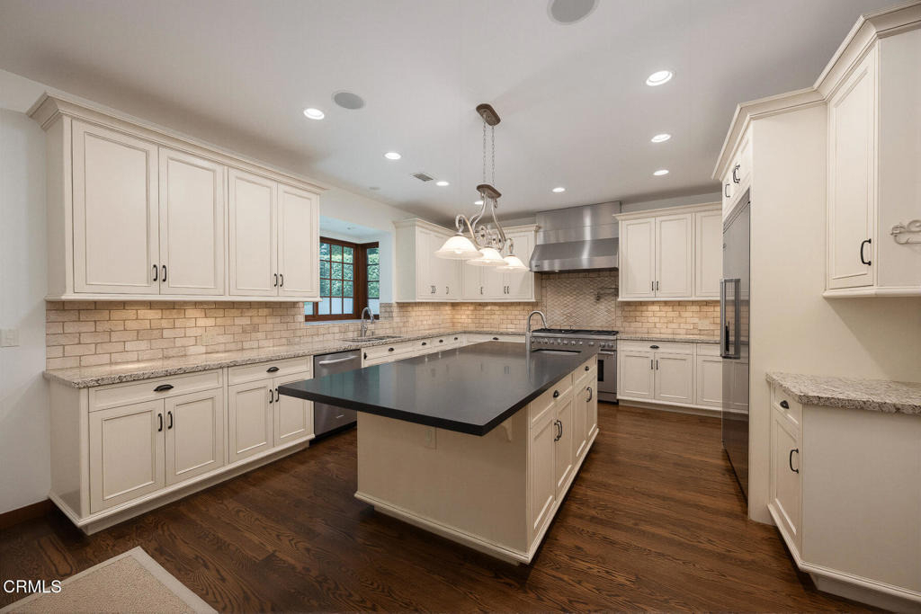 1925 Tondolea Lane - Photo 11