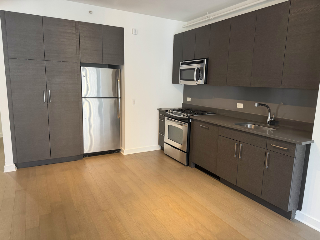 5th Avenue - Photo 6