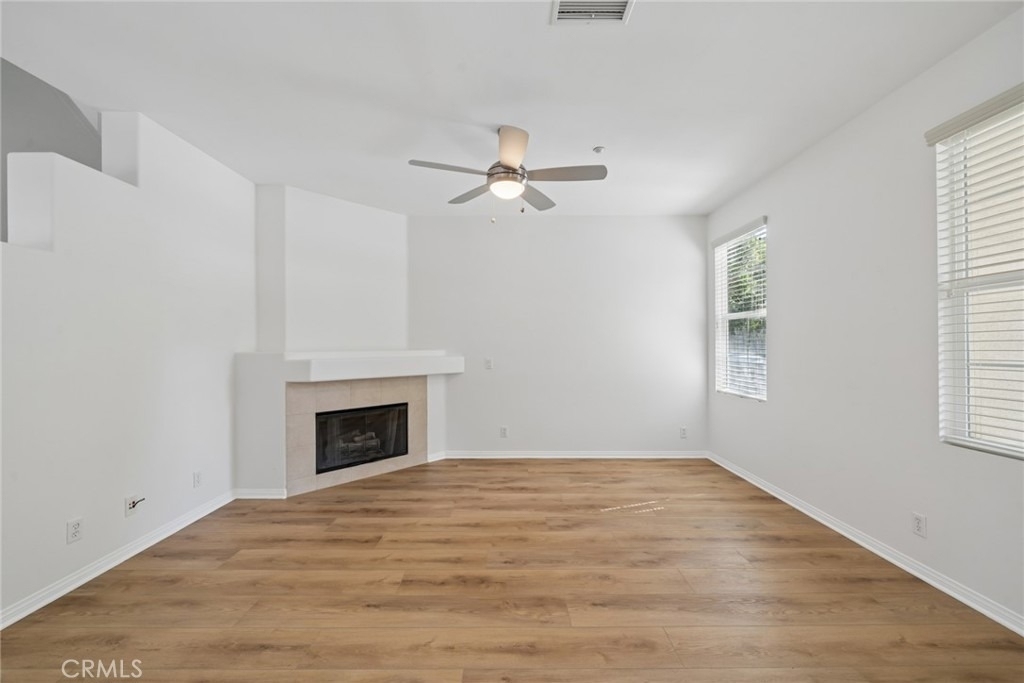 215 Dewdrop - Photo 3