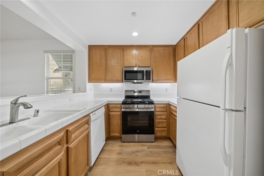 215 Dewdrop - Photo 5