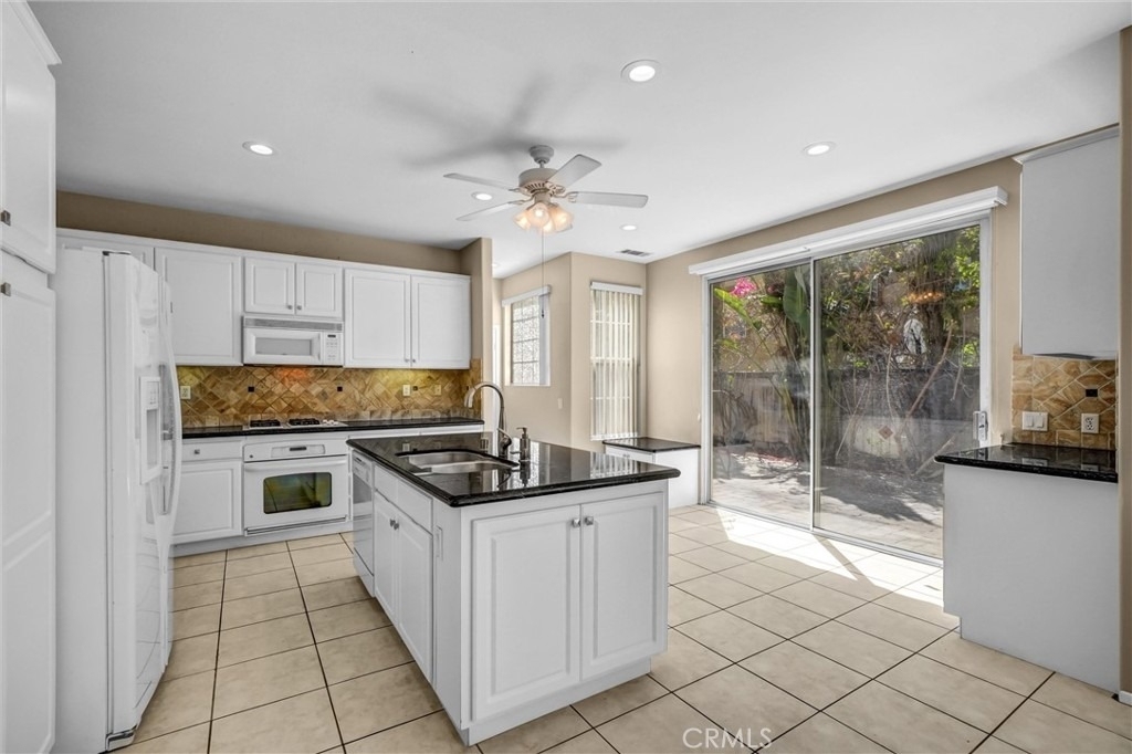 11625 Maynard - Photo 6