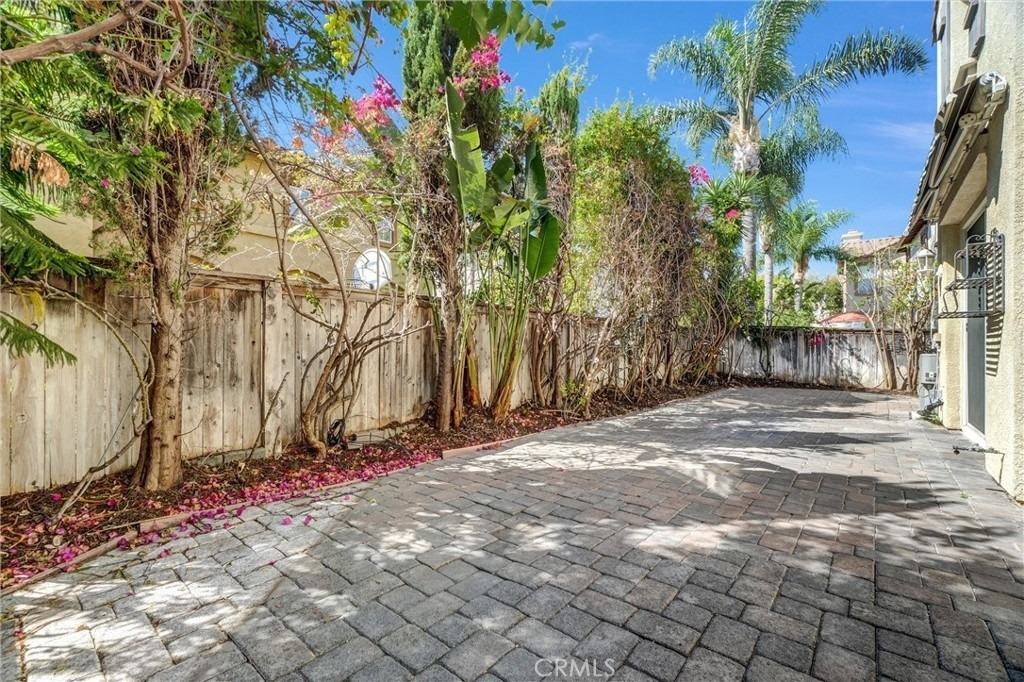 11625 Maynard - Photo 27