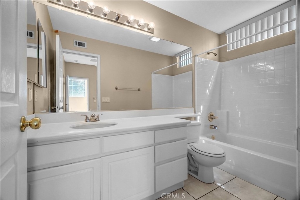 11625 Maynard - Photo 14