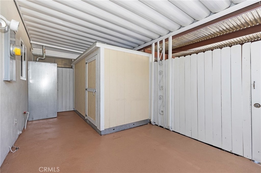 10172 Ascot - Photo 14