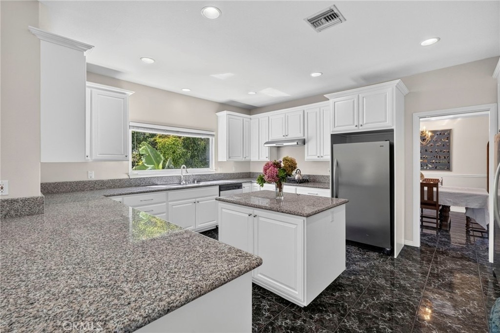 11541 Donovan Road - Photo 17