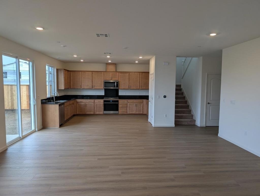 1587 Greeley Way - Photo 1