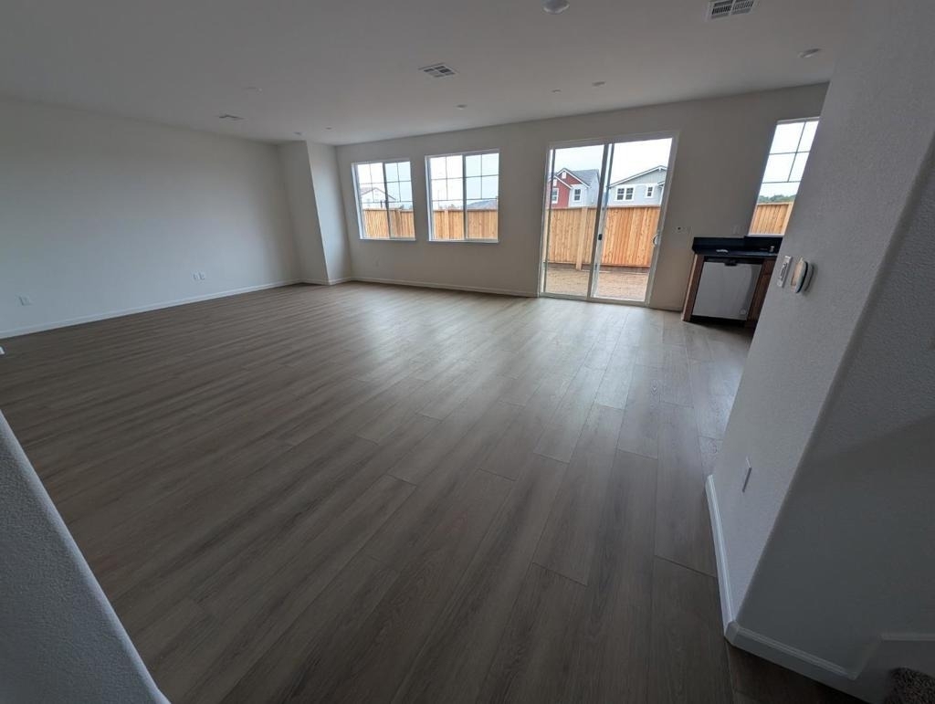 1587 Greeley Way - Photo 2