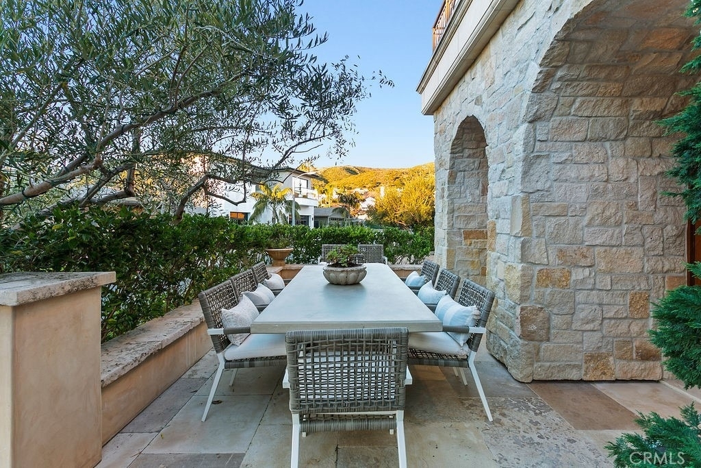 136 Emerald Bay - Photo 5