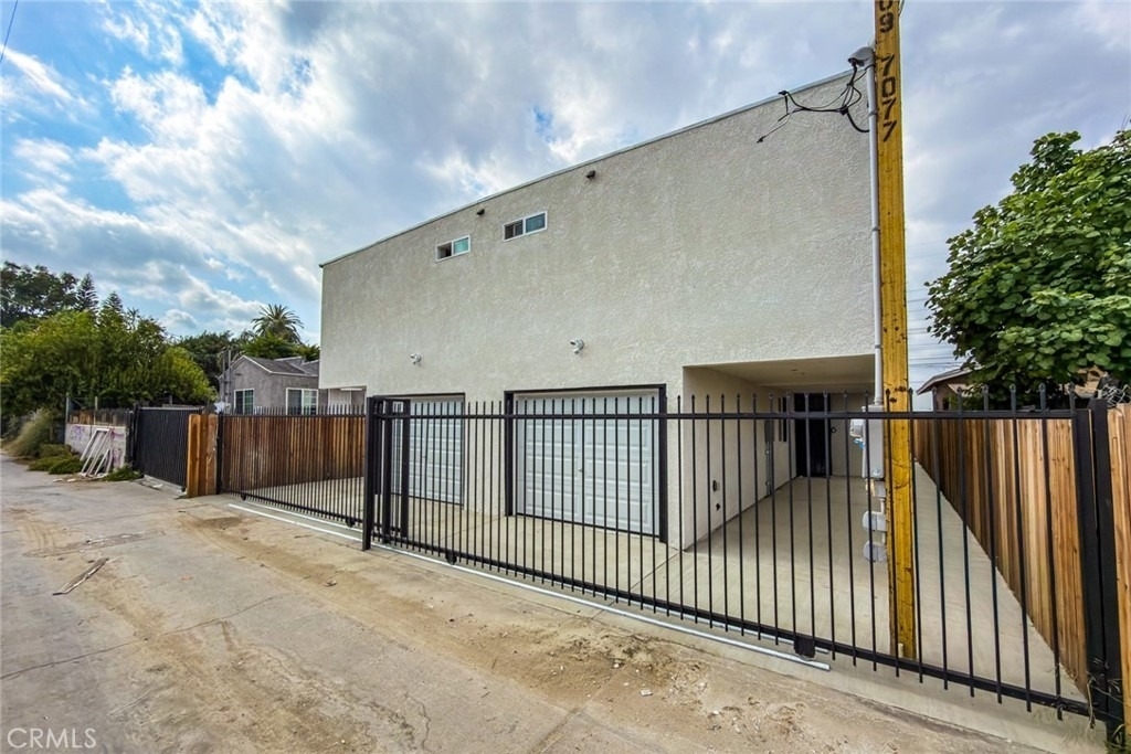 2120 E 92nd Street - Photo 8
