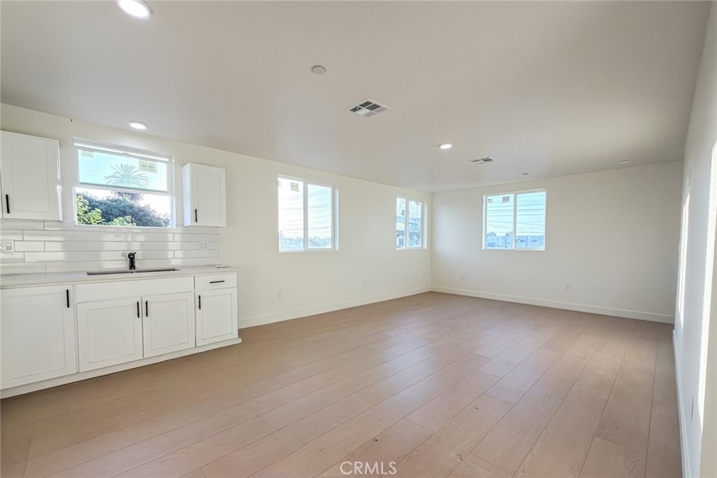 2120 E 92nd Street - Photo 22