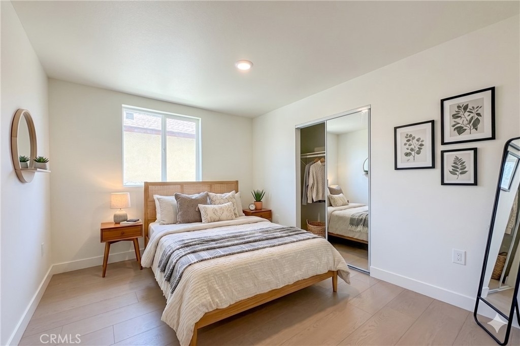 734 E 52nd Street - Photo 15